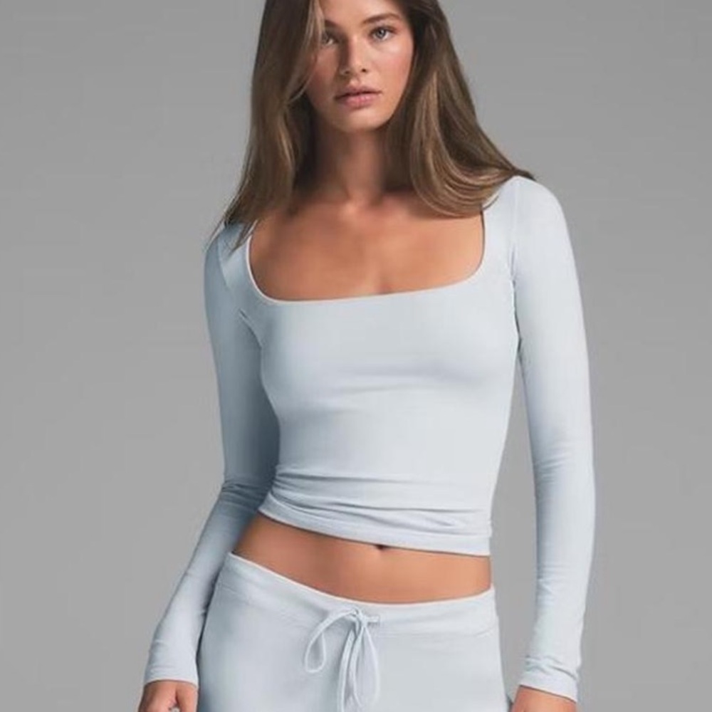 Skims scoop neck zen blue size medium